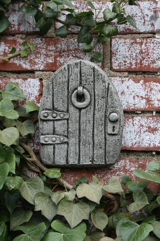 KPQ86 Large Fairy Door Plaque KPQ86 Large Fairy Door Plaque